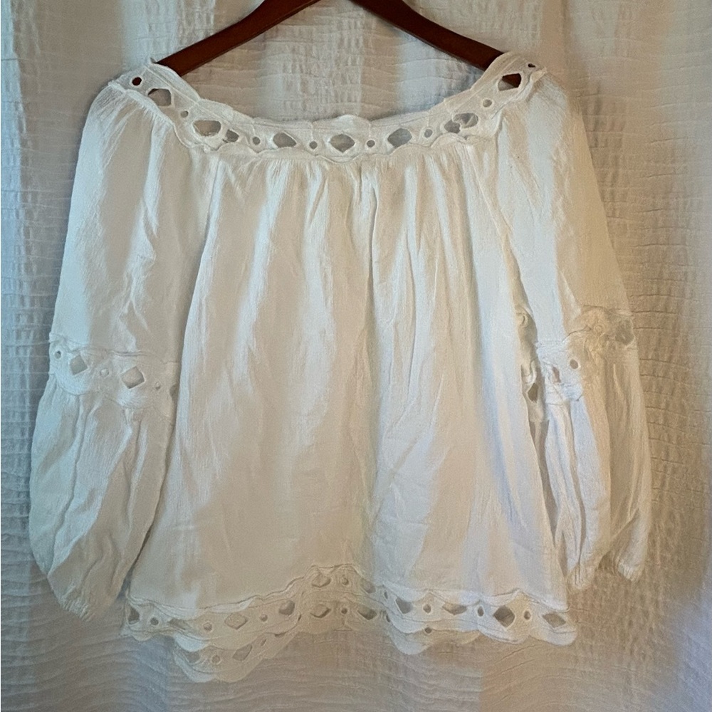 Max Studio Cotton White Eyelet Peasant Top - Picture 4 of 4